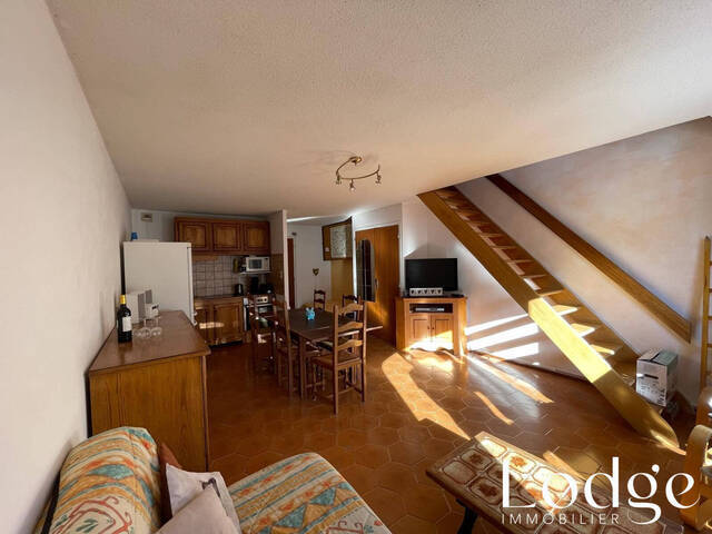 Vendu Appartement 3 pièces 50 m² Aiguilles 05470