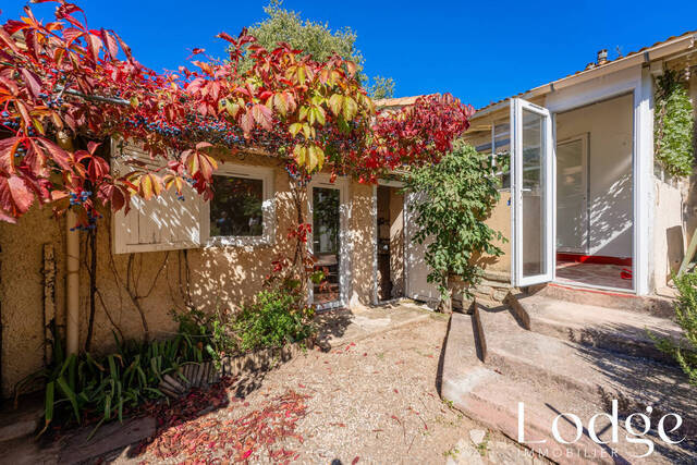 Vente Maison 10 pièces 220 m² Aix-en-Provence 13100