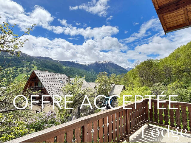 Vente Maison 9 pièces 280 m² Saint-Chaffrey 05330