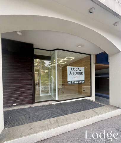 Location Local 57 m² Briançon 05100