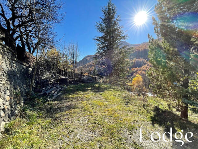 Vente Terrain 1032 m² La Salle-les-Alpes 05240