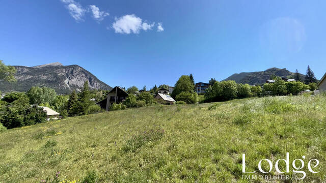 Vente Terrain 1650 m² Briançon 05100