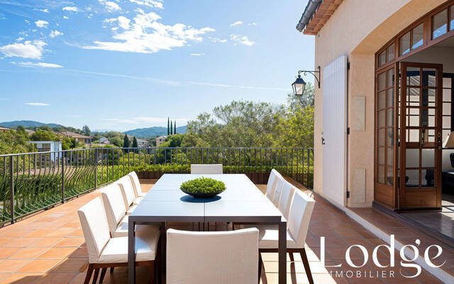 Vente Maison 8 pièces 229.3 m² Aix-en-Provence 13100