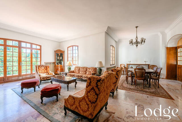 Vente Maison 8 pièces 229.3 m² Aix-en-Provence 13100
