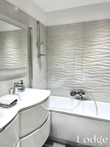 Vente Appartement 4 pièces 87.34 m² Aix-en-Provence 13090