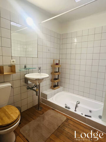 Vendu Appartement 2 pièces 44 m² Aix-en-Provence 13100