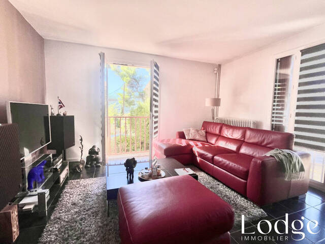Vendu Appartement 3 pièces 65 m² Aix-en-Provence 13100