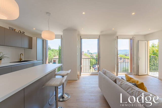 Vendu Appartement 4 pièces 67 m² Aix-en-Provence 13100