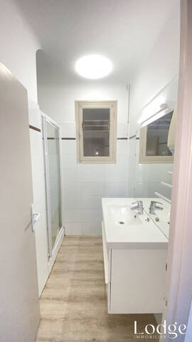 Vendu Appartement 4 pièces 60.51 m² Aix-en-Provence 13100