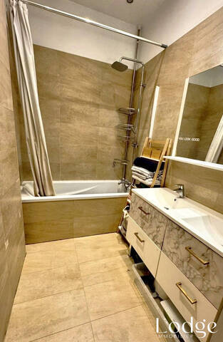 Vente Appartement 3 pièces 62.11 m² Aix-en-Provence 13100