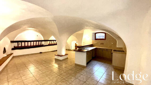 Vente Appartement 2 pièces 77 m² Puy-Saint-André 05100