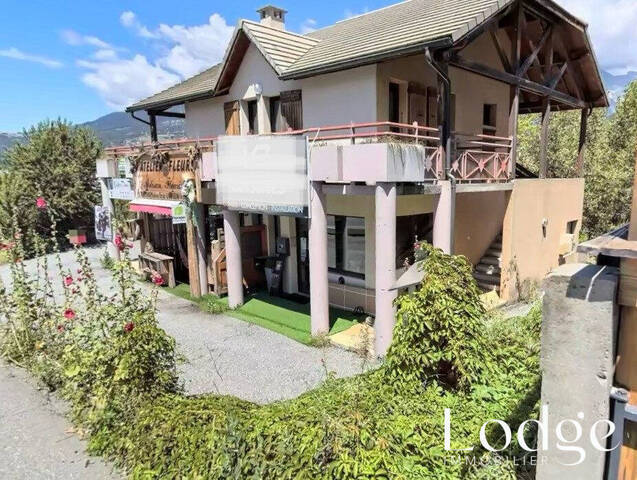 Vendu Immeuble 160 m² Savines-le-Lac 05160