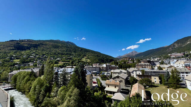 Vente Appartement 4 pièces 100 m² Briançon 05100