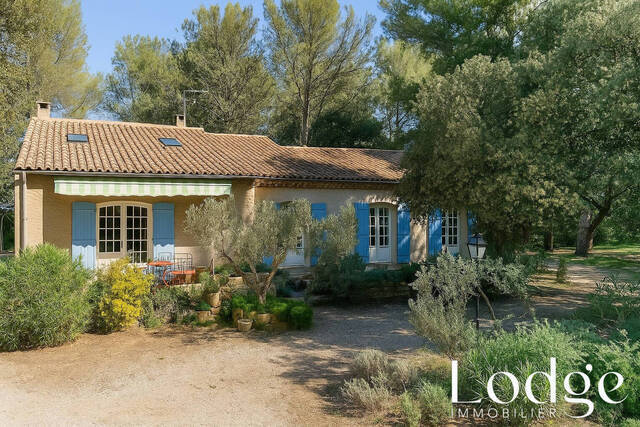 Vente Maison 15 pièces 300 m² Grans 13450