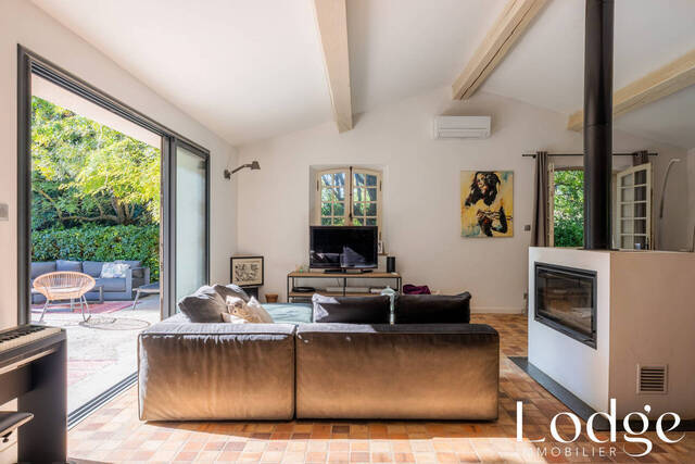 Vente Maison 8 pièces 250 m² Aix-en-Provence 13090