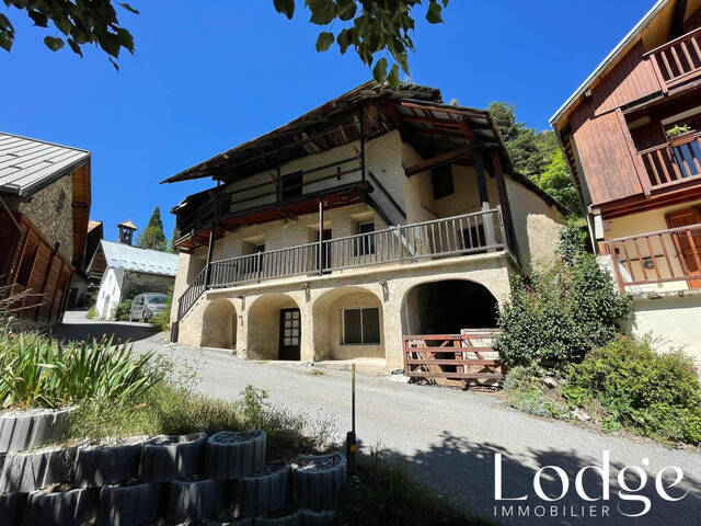 Vendu Maison 5 pièces 100 m² Pelvoux 05340
