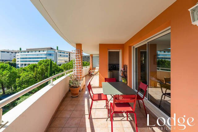 Vente Appartement 4 pièces 101 m² Aix-en-Provence 13100