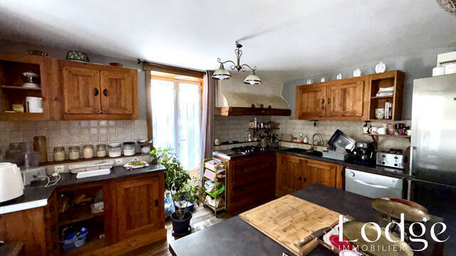 Vente Appartement 3 pièces 82 m² Saint-Martin-de-Queyrières 05120