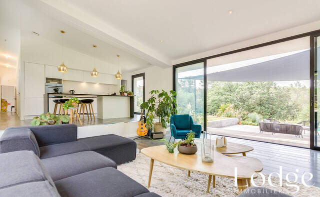 Vente Maison 6 pièces 180 m² Belcodène 13720