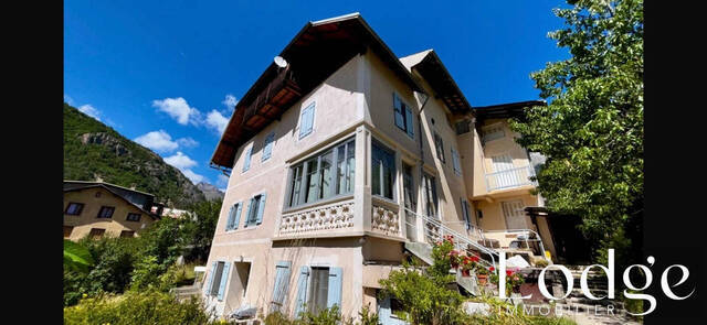 Vente Maison 26 pièces 400 m² Pelvoux 05340