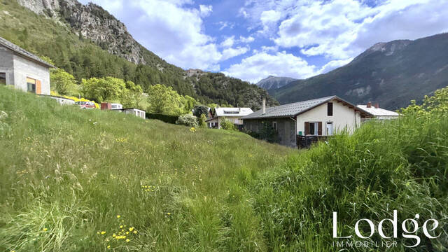 Vente Terrain 513 m² Briançon 05100