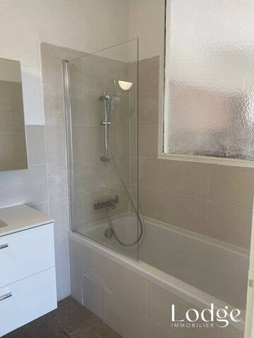 Location Appartement 2 pièces 54.7 m² Aix-en-Provence 13100