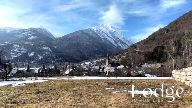 Vente Terrain 614 m² Pelvoux 05340