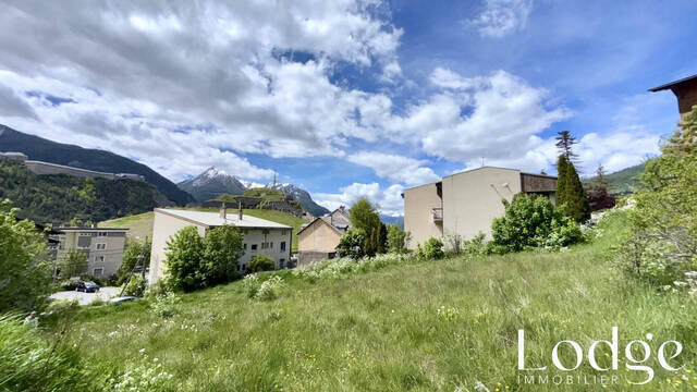 Vente Terrain 1072 m² Briançon 05100