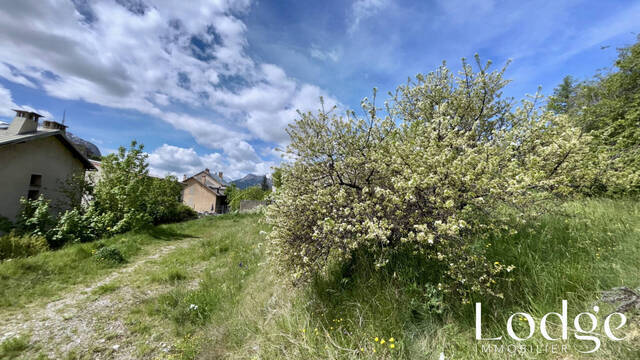 Vente Terrain 513 m² Briançon 05100