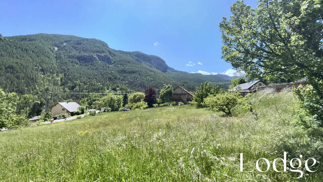Vente Terrain 2727 m² Pelvoux 05340