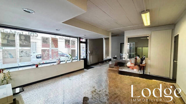 Vente Local 61 m² Briançon 05100