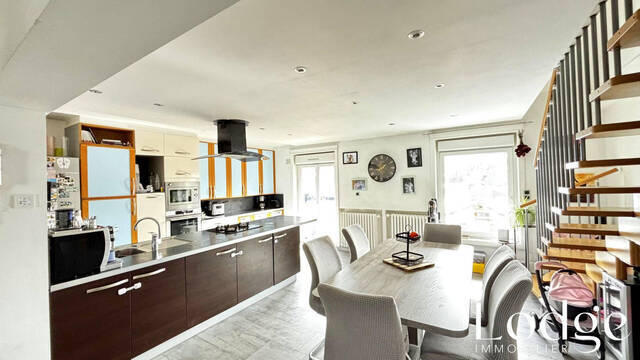 Vente Appartement 5 pièces 98 m² Briançon 05100