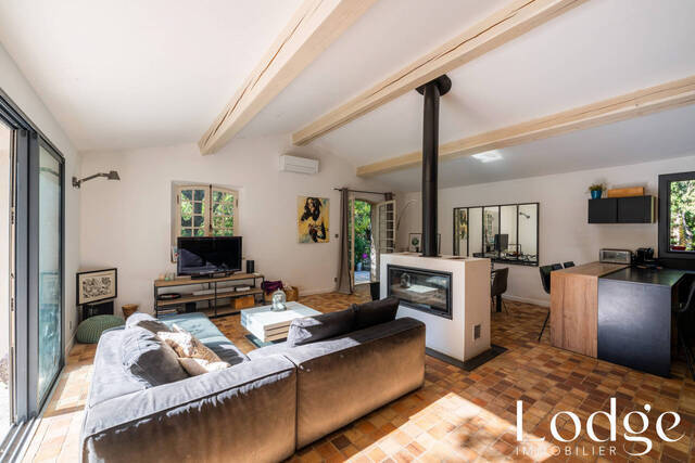 Vente Maison 8 pièces 250 m² Aix-en-Provence 13100