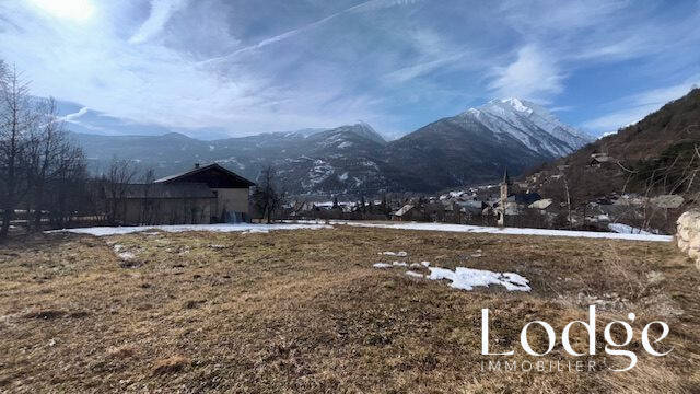 Vente Terrain 614 m² Pelvoux 05340