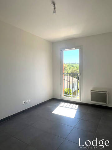 Vente Appartement 3 pièces 66.09 m² Châteauneuf-le-Rouge 13790