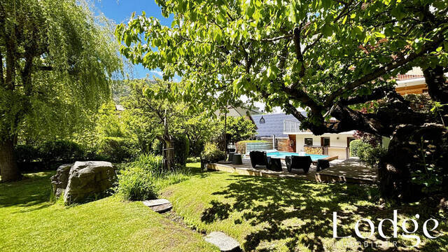 Vente Maison 8 pièces 160 m² Briançon 05100