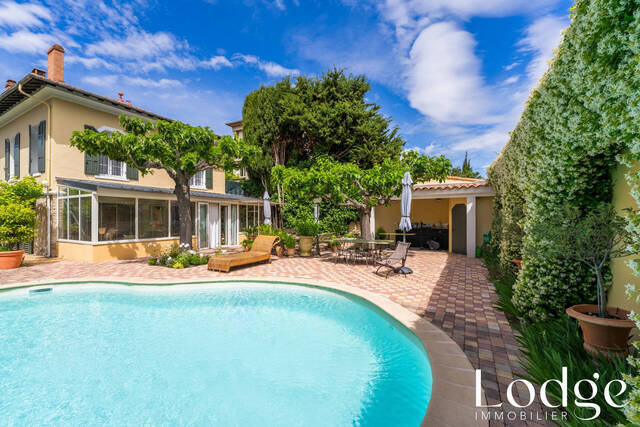 Vente Maison 7 pièces 166.29 m² Aix-en-Provence 13100