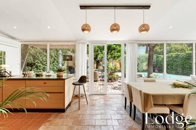 Vente Maison 7 pièces 166.29 m² Aix-en-Provence 13100
