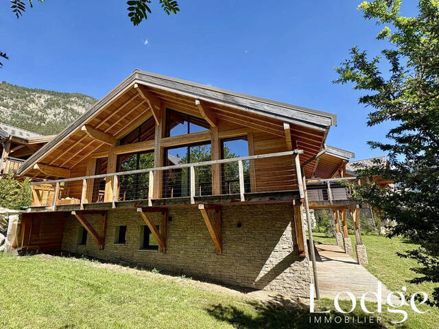 Vente Maison 6 pièces 256 m² Briançon 05100