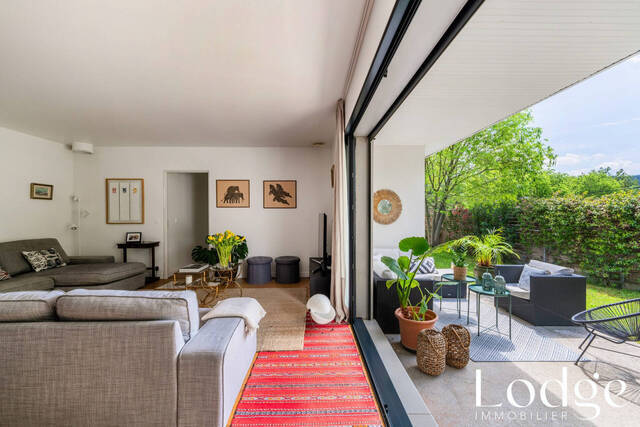 Vendu Maison 6 pièces 136 m² Aix-en-Provence 13100