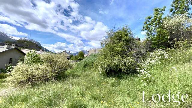 Vente Terrain 1072 m² Briançon 05100