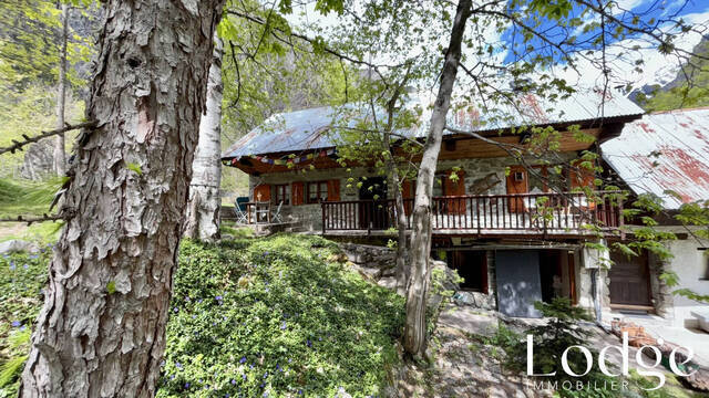 Vente Maison 6 pièces 114 m² Pelvoux 05340