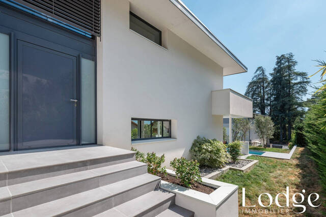 Vente Maison 8 pièces 169 m² Montbonnot-Saint-Martin 38330
