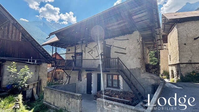 Vente Maison 7 pièces 250 m² Pelvoux 05340