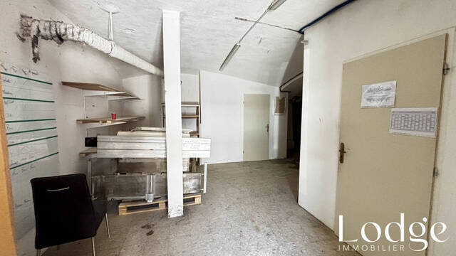 Vente Local 75 m² Briançon 05100