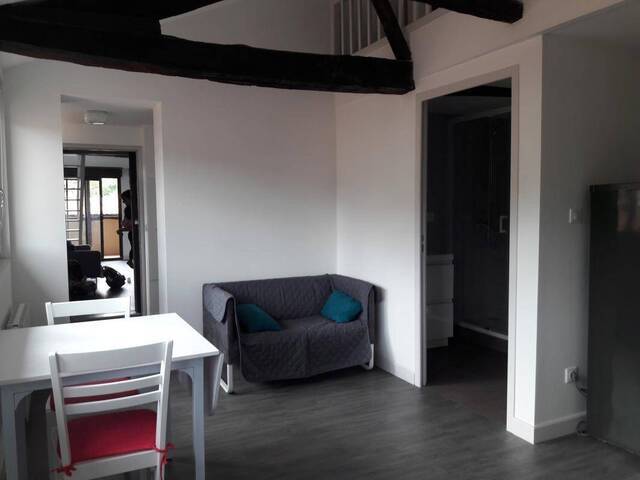 Location appartement duplex/triplex 2 pièces 23 m² à Figeac (46100)