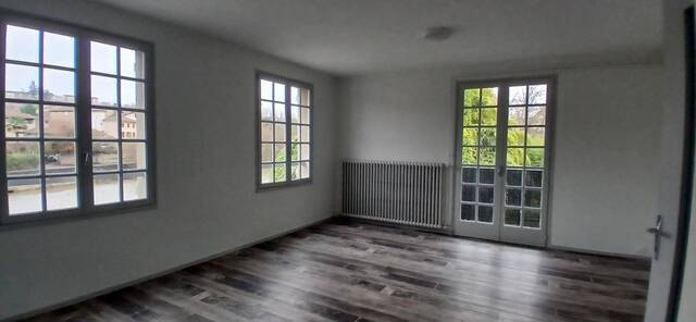 Location appartement t3 79 m² à Figeac (46100)