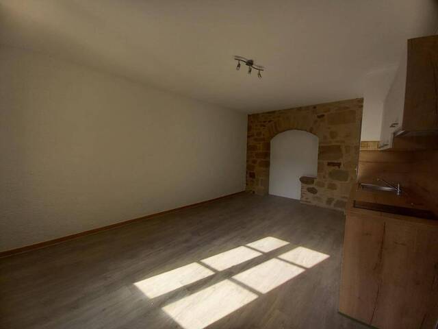 Location appartement studio 1 pièce 23 m² à Figeac (46100)