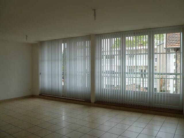 Vente Appartement duplex/triplex 4 pièces 88 m² Figeac (46100)